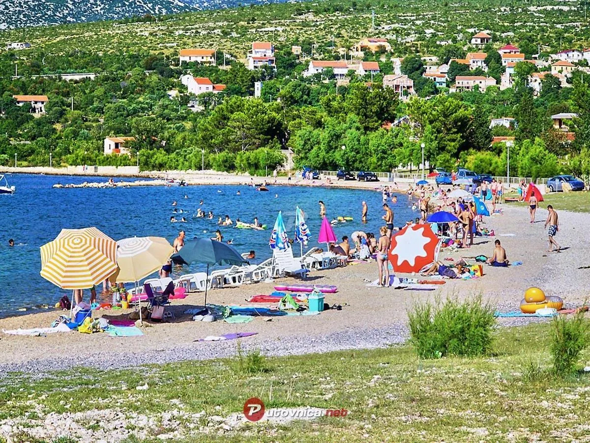Ferienwohnung-Roncevic-Nur-50-M-Vom-Meer Maslenica Croatia